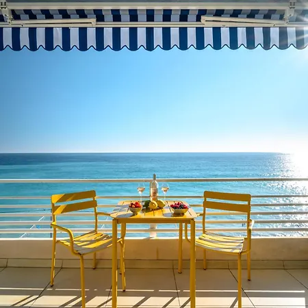 Le Coq Florentina - Air Conditioning - Seafront - Wifi Apartment